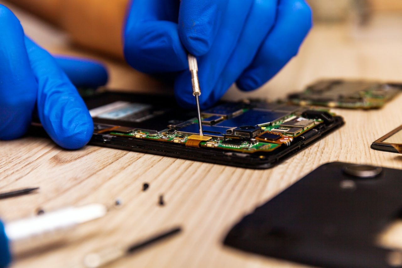 Repairing a ripped-off HDMI port at the motherboard level